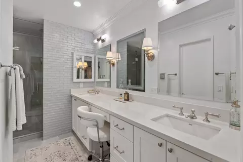 Bath - 2026 Palsero Ave, Escondido, CA 92029 photo 2 of 5