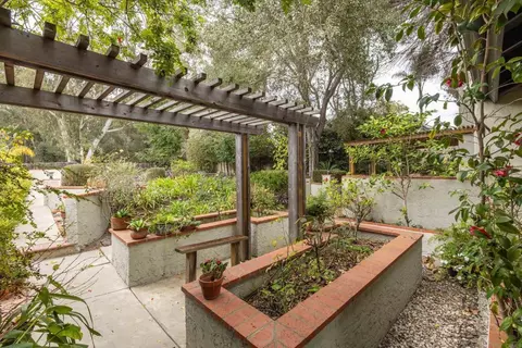 Exterior - 2026 Palsero Ave, Escondido, CA 92029 photo 10 of 21