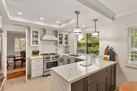 Kitchen - 2026 Palsero Ave, Escondido, CA 92029 photo 3 of 7