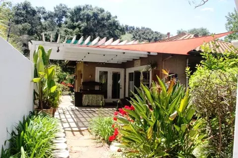 Exterior - 1879 Fox Bridge Ct, Fallbrook, CA 92028 photo 8 of 8