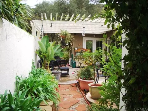 Exterior - 1879 Fox Bridge Ct, Fallbrook, CA 92028 photo 3 of 8