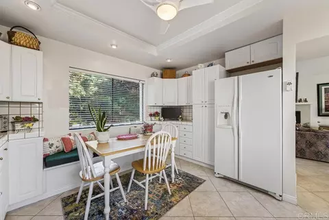 Kitchen - 17721 Valle De Lobo, Poway, CA 92064 photo 3 of 8