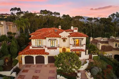 7206 Aviara Dr, Carlsbad, CA 92011