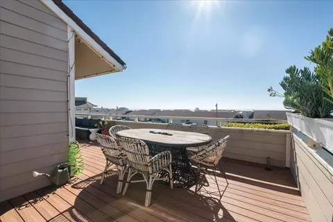 Exterior - 1875 Parliament Dr, Encinitas, CA 92024 photo 6 of 10