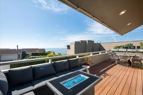 Exterior - 1875 Parliament Dr, Encinitas, CA 92024 photo 8 of 10