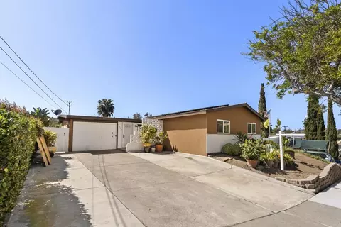 4657 Chateau Pl, San Diego, CA 92117
