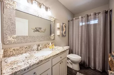 Bath - 4650 Dulin Rd #192, Fallbrook, CA 92028 photo 1 of 4