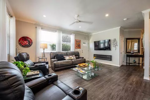 Living - 4650 Dulin Rd #192, Fallbrook, CA 92028 photo 2 of 6