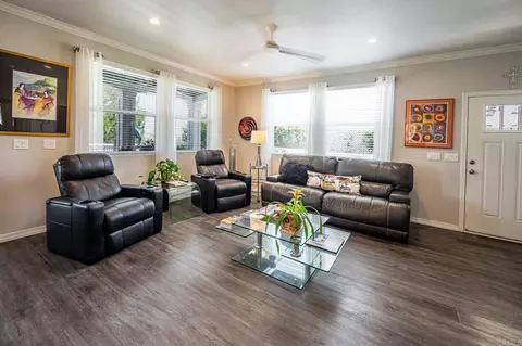 Living - 4650 Dulin Rd #192, Fallbrook, CA 92028 photo 5 of 6