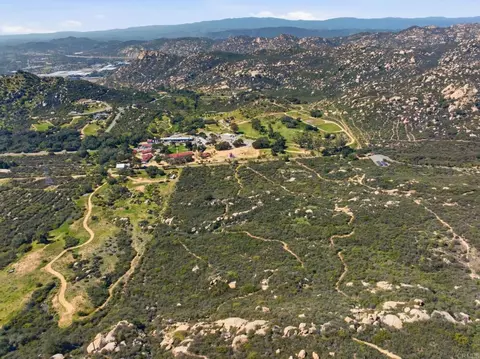 Rainbow Heights Road, Fallbrook, CA 92028 photo 9