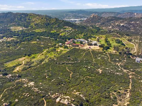 Rainbow Heights Road, Fallbrook, CA 92028 photo 10