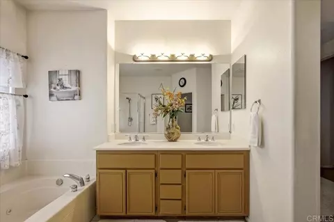 Bath - 1121 Midnight Way, Oceanside, CA 92057 photo 5 of 6