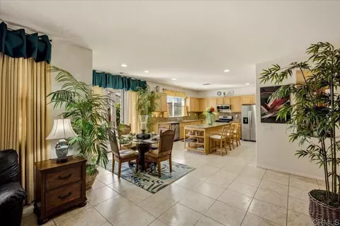 Dining - 1121 Midnight Way, Oceanside, CA 92057 photo 4 of 5