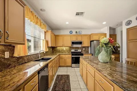 Kitchen - 1121 Midnight Way, Oceanside, CA 92057 photo 4 of 5