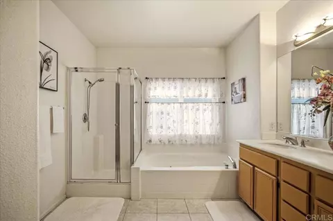 Bath - 1121 Midnight Way, Oceanside, CA 92057 photo 4 of 6