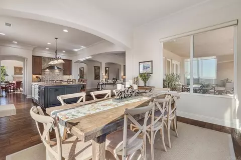 Dining - 2247 Margarita Gln, Fallbrook, CA 92028 photo 1 of 2