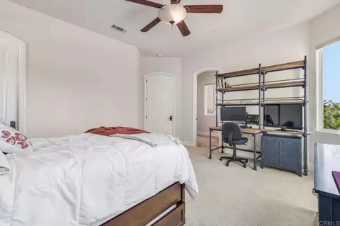 Bedroom - 2247 Margarita Gln, Fallbrook, CA 92028 photo 4 of 5