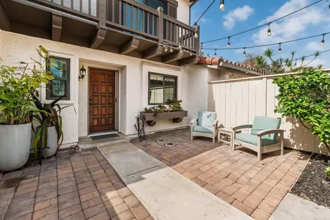 6819 Alderwood Dr, Carlsbad, CA 92011