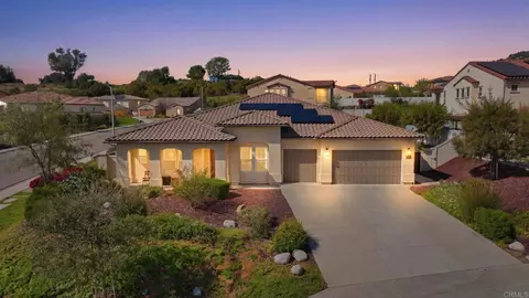 1209 Pfeiler Pl, Escondido, CA 92026