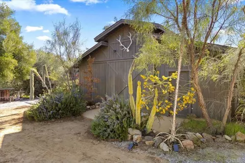 40707 Intrepid Rd, Hemet, CA 92544
