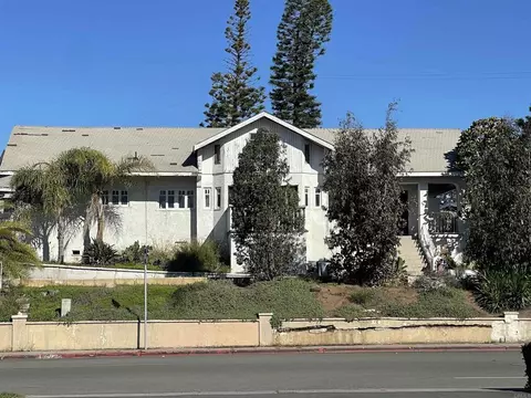 305 W San Ysidro Blvd, San Ysidro, CA 92173