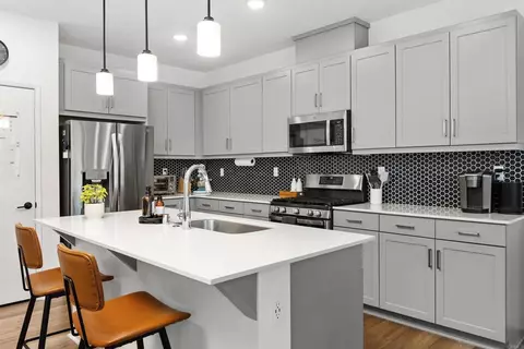 35254 Blossom Pl, Fallbrook, CA 92028