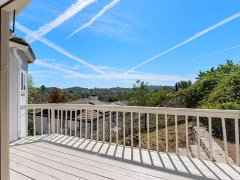 Exterior - 28148 Mountain Meadow Rd, Escondido, CA 92026 photo 4 of 7