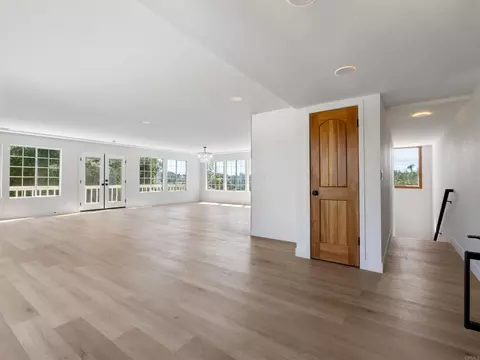 Living - 28148 Mountain Meadow Rd, Escondido, CA 92026 photo 1 of 11