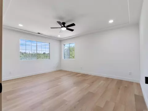 Bedroom - 28148 Mountain Meadow Rd, Escondido, CA 92026 photo 5 of 6