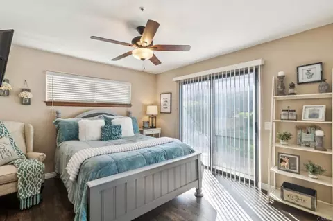 Bedroom - 29950 Robbie Ln, Vista, CA 92084 photo 4 of 8