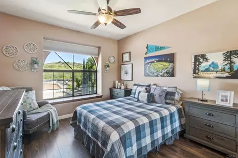 Bedroom - 29950 Robbie Ln, Vista, CA 92084 photo 7 of 8