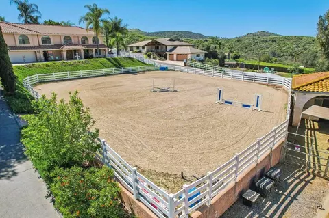 Other - 29950 Robbie Ln, Vista, CA 92084 photo 16 of 17