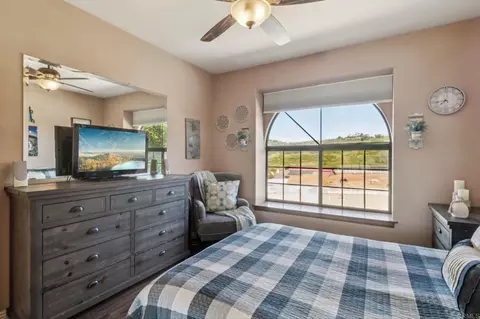 Bedroom - 29950 Robbie Ln, Vista, CA 92084 photo 8 of 8