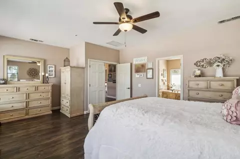 Bedroom - 29950 Robbie Ln, Vista, CA 92084 photo 2 of 8