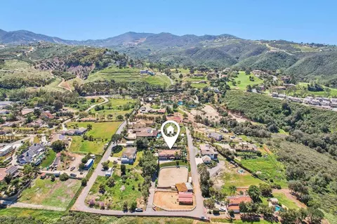 View/Area - 29950 Robbie Ln, Vista, CA 92084 photo 4 of 7