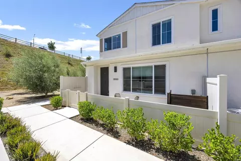 Exterior - 35103 Vine Pl, Fallbrook, CA 92028 photo 5 of 6