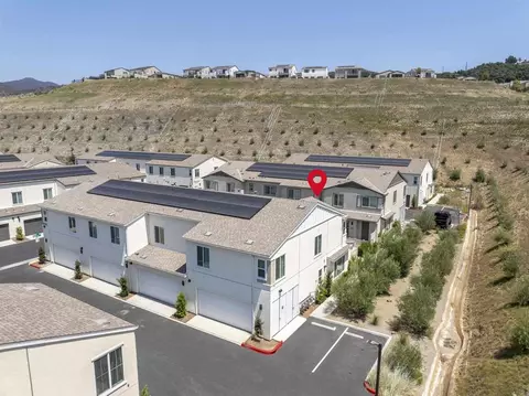 View/Area - 35103 Vine Pl, Fallbrook, CA 92028 photo 1 of 6