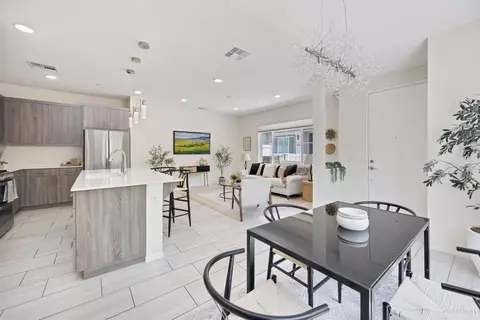 Dining - 35103 Vine Pl, Fallbrook, CA 92028 photo 3 of 4