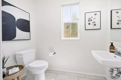 Bath - 35103 Vine Pl, Fallbrook, CA 92028 photo 1 of 4