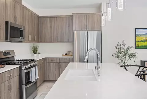 Kitchen - 35103 Vine Pl, Fallbrook, CA 92028 photo 3 of 7