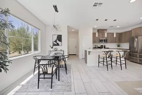 Dining - 35103 Vine Pl, Fallbrook, CA 92028 photo 1 of 4