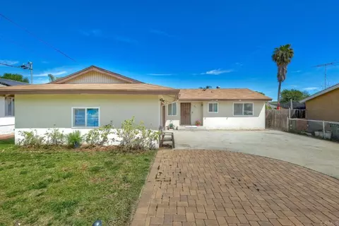 924 Daisy St, Escondido, CA 92027