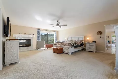Bedroom - 3434 Los Sicomoros Ln, Fallbrook, CA 92028 photo 1 of 5