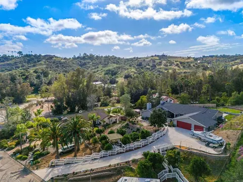 3434 Los Sicomoros Ln, Fallbrook, CA 92028