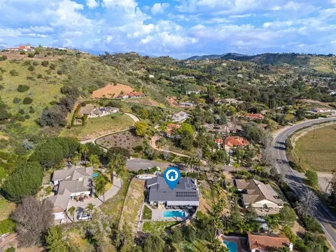 View/Area - 3434 Los Sicomoros Ln, Fallbrook, CA 92028 photo 4 of 6