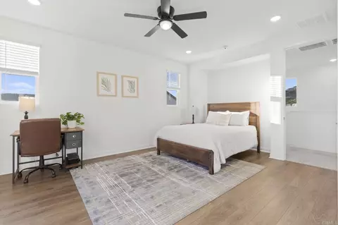 Bedroom - 35182 Orchard Trl, Fallbrook, CA 92028 photo 5 of 8