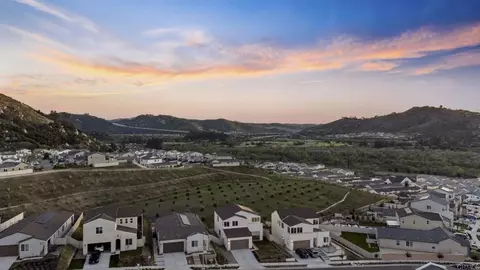 View/Area - 35182 Orchard Trl, Fallbrook, CA 92028 photo 10 of 11
