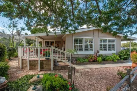 8975 Lawrence Welk #284, Escondido, CA 92026