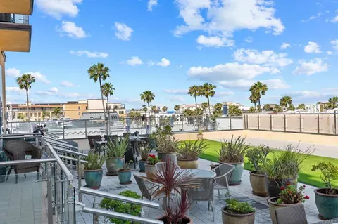 Exterior - 550 Seagaze Dr #19, Oceanside, CA 92054 photo 1 of 1