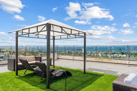 View/Area - 550 Seagaze Dr #19, Oceanside, CA 92054 photo 2 of 14